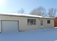 7001 Gertrude St, La Vista, NE 68128 