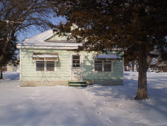 102 W 3rd St, Alda, NE 68810 