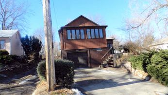 6612 S 26th Street, Omaha, NE 68107 