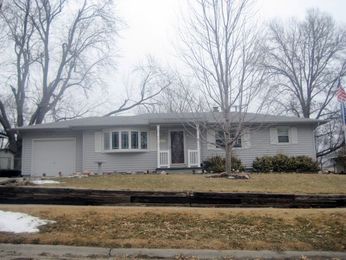 4911 S 129th Street, Omaha, NE 68137 