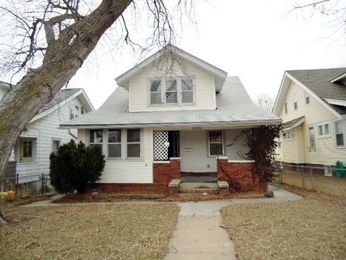 3006 S 32nd Avenue, Omaha, NE 68105 