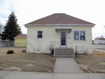 820 W 9th St, North Platte, NE 69101 