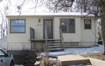 3833 Grover St, Omaha, NE 68105 