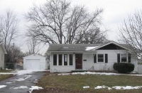 8133 Valley St, Omaha, NE 68124 