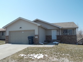5501 S 82nd St, Lincoln, NE 68516 