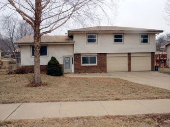 2635 N 99th Street, Omaha, NE 68134 