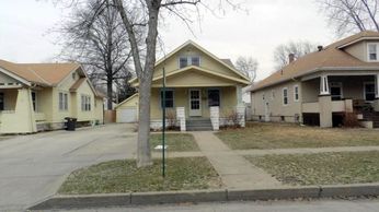 640 E 3rd St, Fremont, NE 68025 