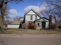 120 W 10th St, Grand Island, NE 68801 