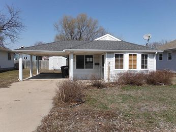 315 W 16th St, So Sioux City, NE 68776 