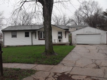 9344 Redman Circle, Omaha, NE 68134 