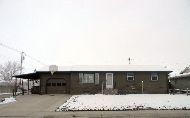 545 18th St, Gering, NE 69341 
