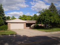 1815 S Blaine St, Grand Island, NE 68803 