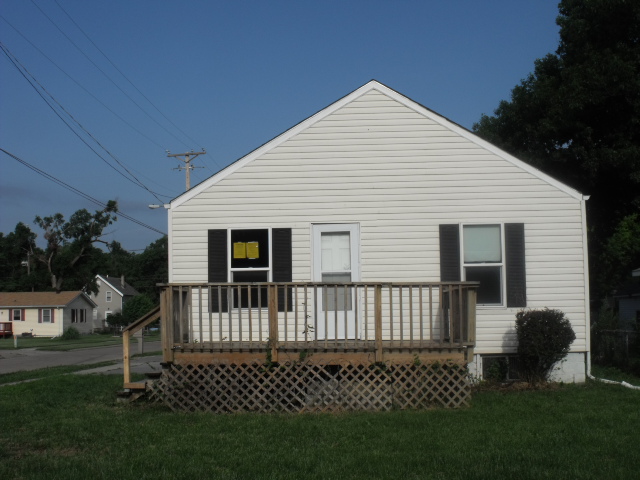 4702 N 15th Ave, Omaha, NE 68110 