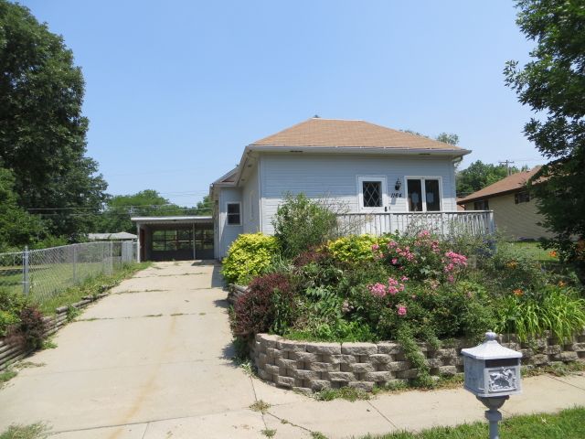 1164 Furnas Ave, Lincoln, NE 68521 