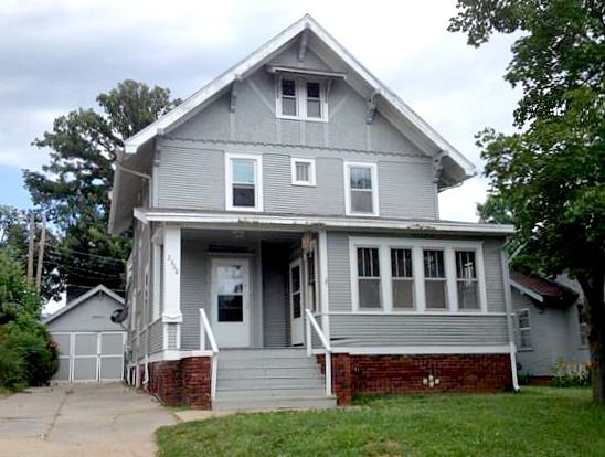2868 Ida Street, Omaha, NE 68112 