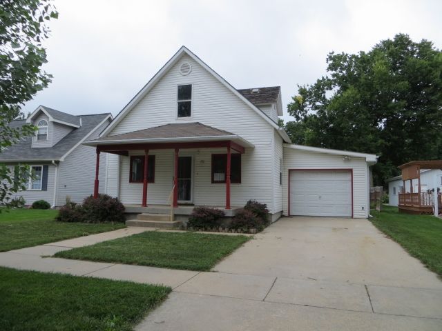 710 4th St, Milford, NE 68405 