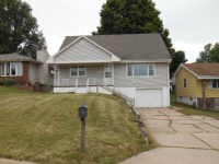 5423 A St, Omaha, NE 68106 