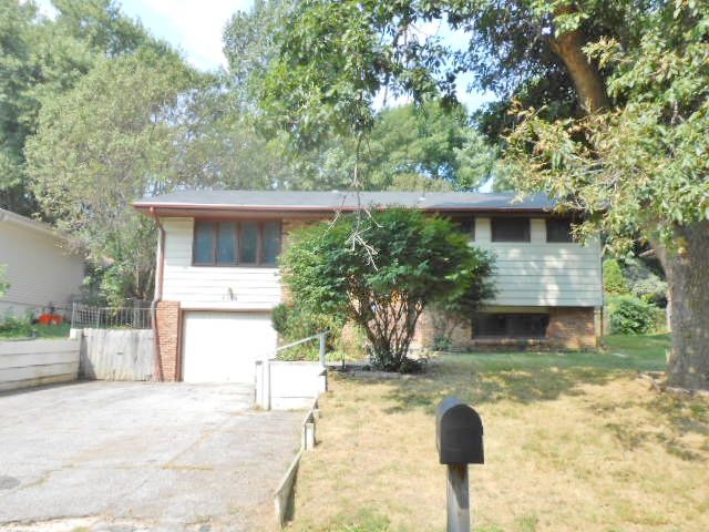 4244 N 93rd St, Omaha, NE 68134 