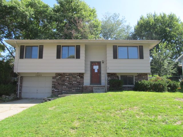 11809 South 34th S, Bellevue, NE 68123 