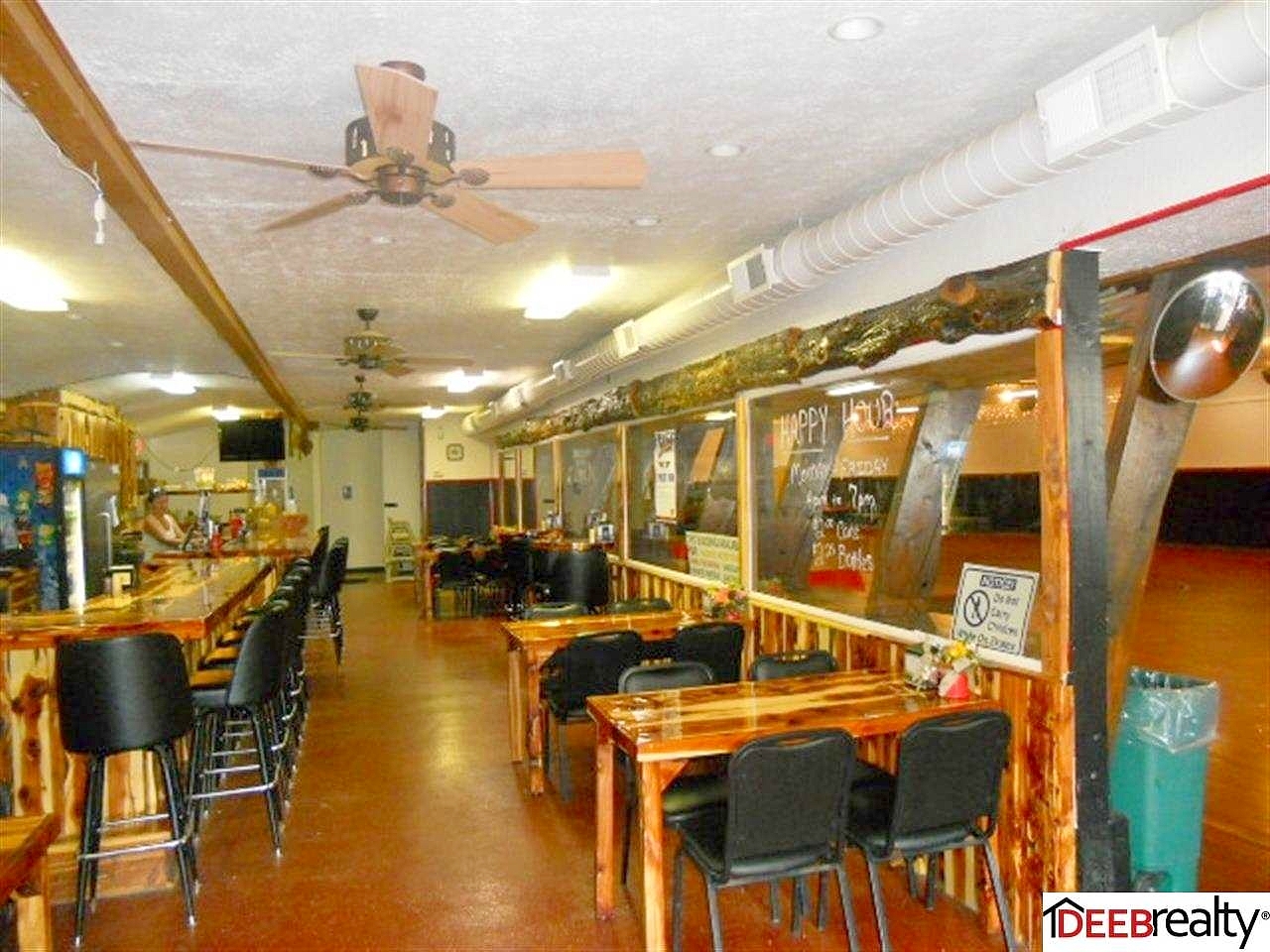 S 4Th Street, Elmwood, NE 68349 