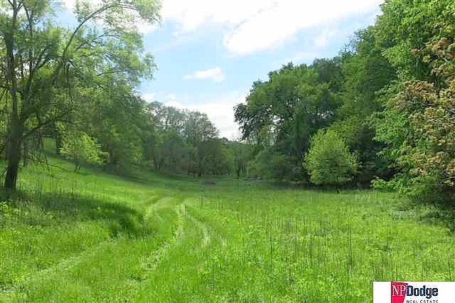 E Combs Road, Bellevue, NE 68005 