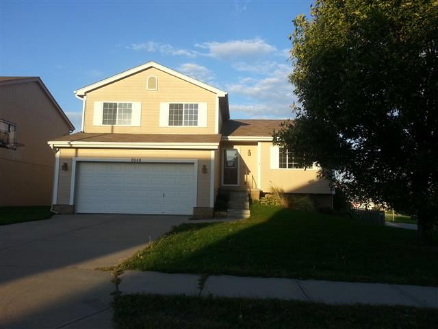 8948 N 78th Ave Cir, Omaha, NE 68122 