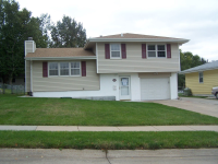8529 Orchard Ave, Omaha, NE 68127 