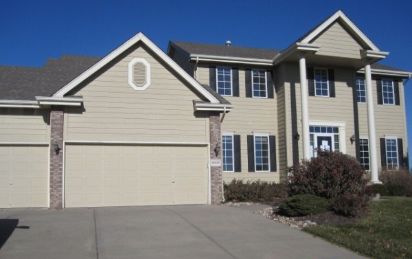 16420 Bauman Ave, Omaha, NE 68116 