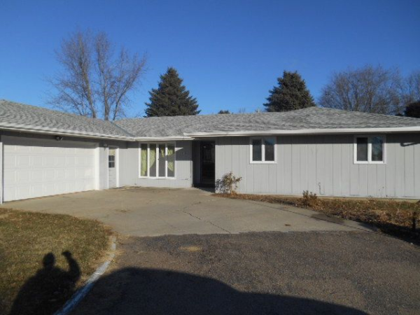 303 E Pine St, Hadar, NE 68701 
