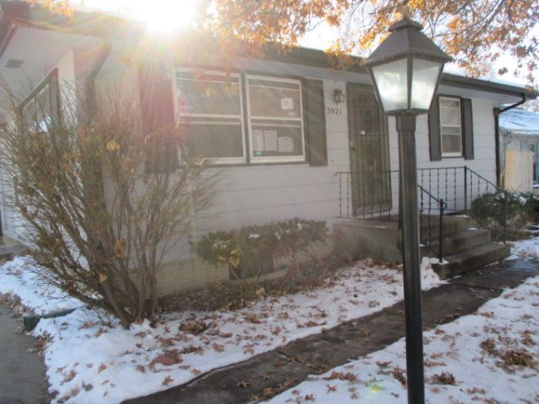 3921 Madison Ave, Lincoln, NE 68504 