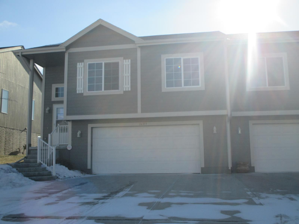 16313 Camden Ave, Omaha, NE 68116 