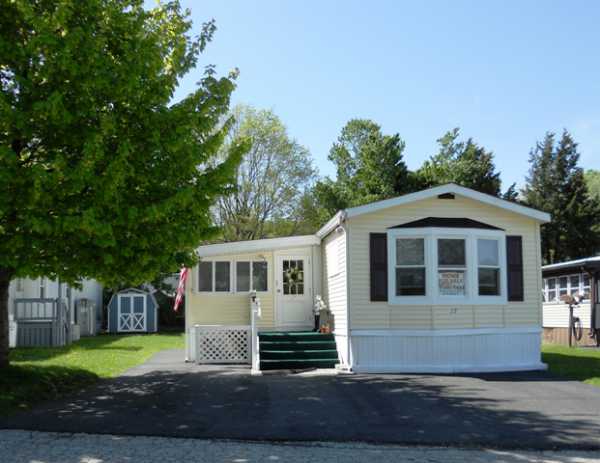 1 Tess Drive- 17T, Lafayette, NJ 07848 