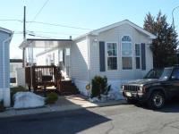 8 Jay Street, Avenel, NJ 07001 