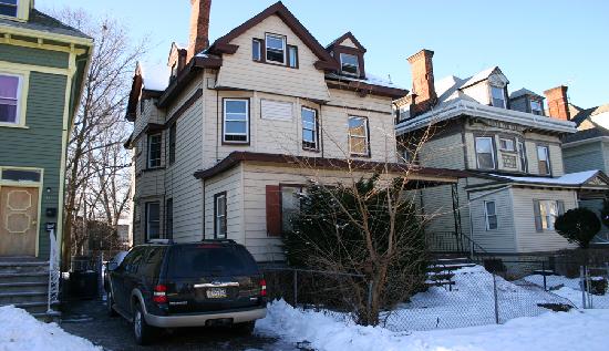 17 Carleton Street, East Orange, NJ 07018 