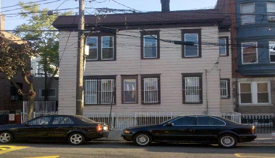 709 10th Street, Union City, NJ 07087 