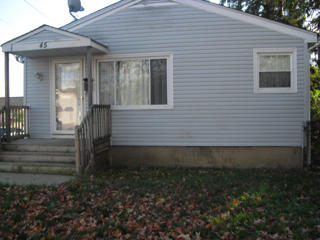 45 Institute St, Freehold, NJ 07728 