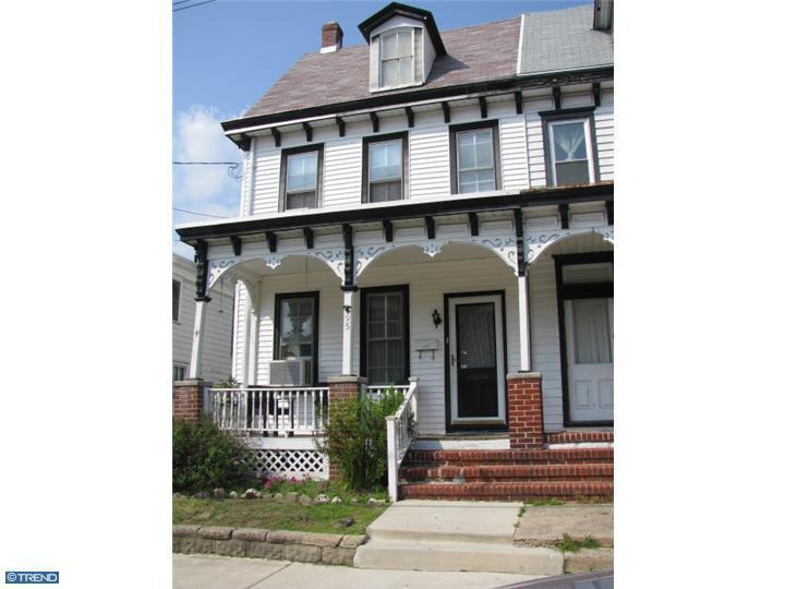95 W Harmony St, Penns Grove, NJ 08069 