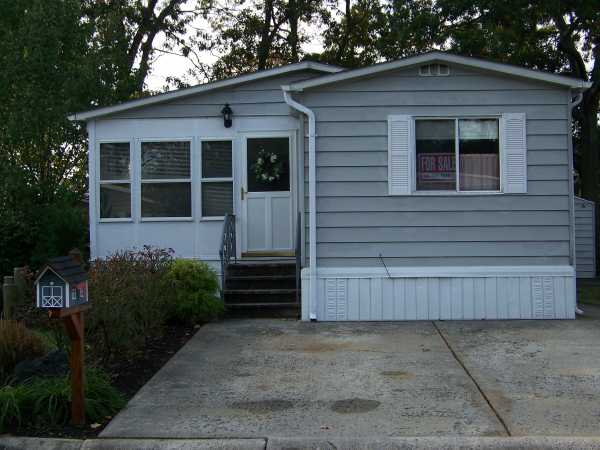 72 Mobile Lane, Toms River, NJ 08755 