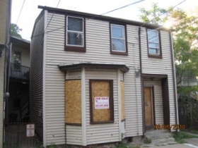 8 KELLY PARKWAY, BAYONNE, NJ 07502 