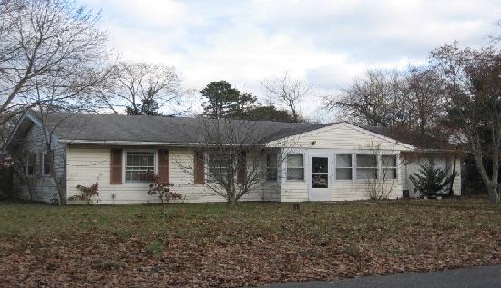 803 Maple Rd, Lacey Township, NJ 08734 