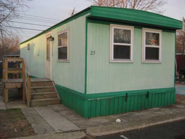 25 Monique Circle, Hazlet, NJ 07730 