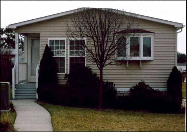 25 Pine Ridge Blvd, Whiting, NJ 08759 