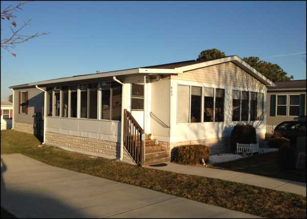 405 Maplehurst Ct., Whiting, NJ 08759 