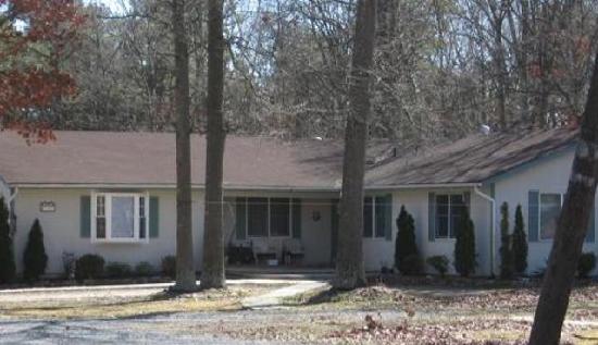 706 S 8th Ave, Galloway Township, NJ 08205 