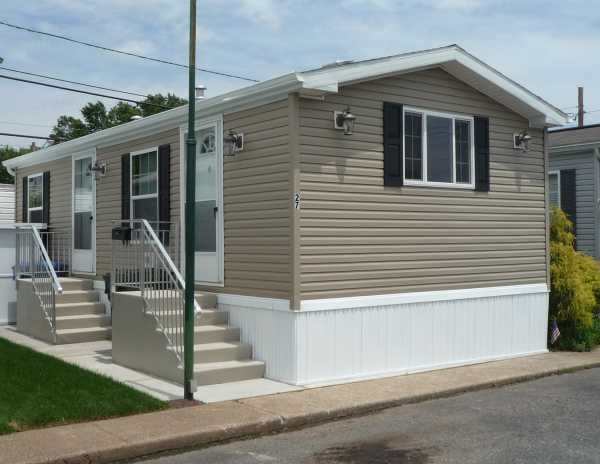 27 Coke Avenue, Avenel, NJ 07001 