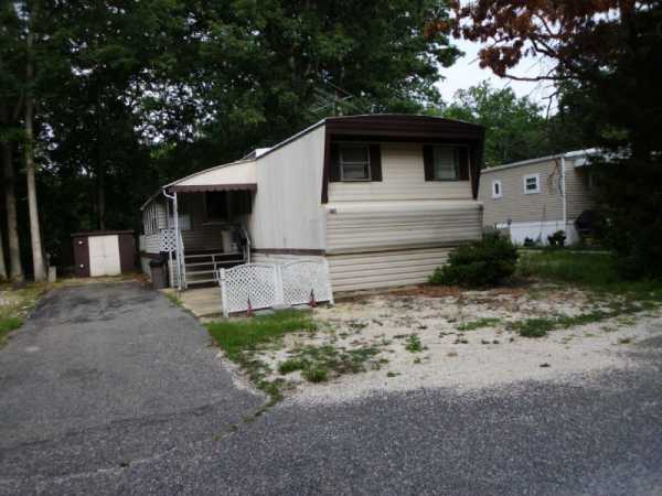 101 Hickory La., Barnegat, NJ 08005 