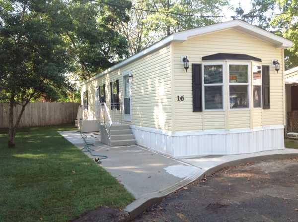 16 Monique Circle, Hazlet, NJ 07730 