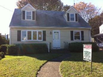 261 Regina Ave, Trenton, NJ 08619 