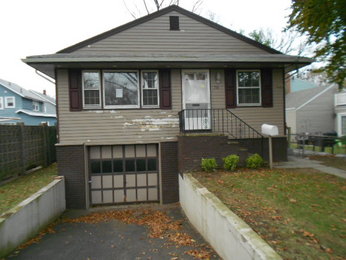 70 Lincoln Ave, Bergenfield, NJ 07621 