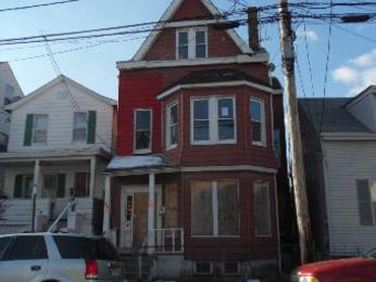 121 Paterson Ave, Paterson, NJ 07502 